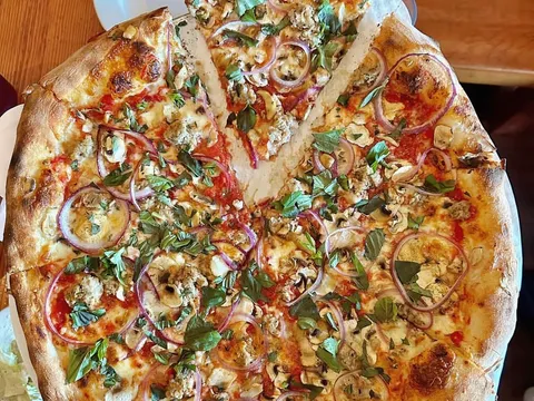 Pizza at Apizza Scholls